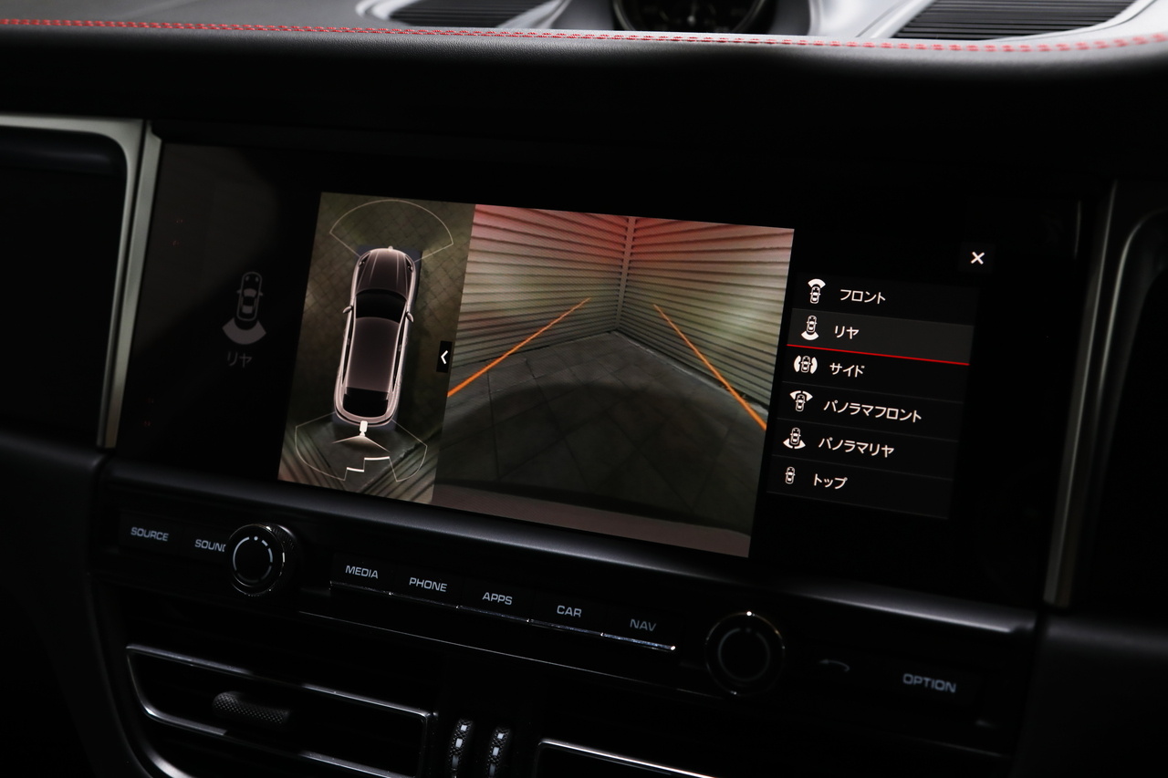 2021 Porsche MACAN null