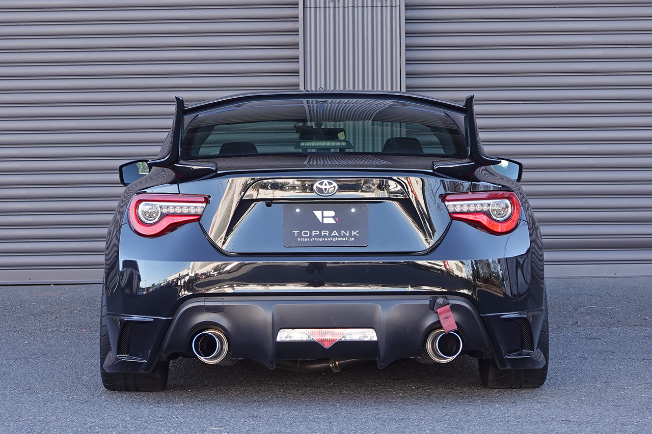 2018 Toyota 86 ZN6 86 GT, Varis Front Lip Spoiler, Enkei 17 Inch Wheels, Kakimoto Muffler