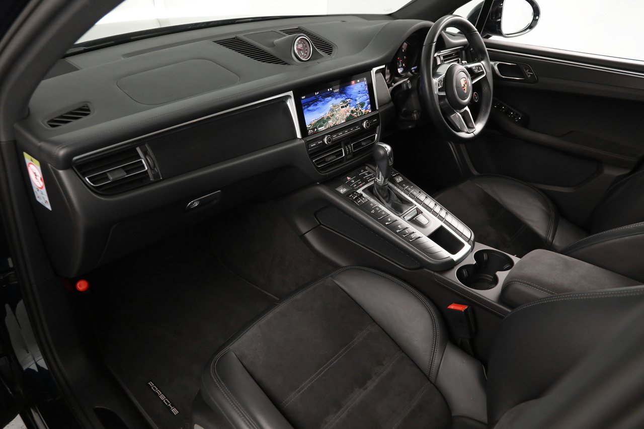 2021 Porsche MACAN 