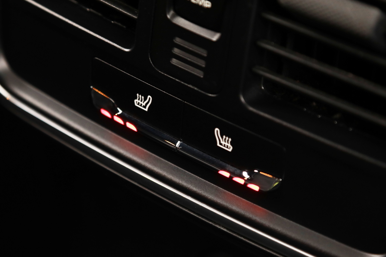 2021 Porsche MACAN 