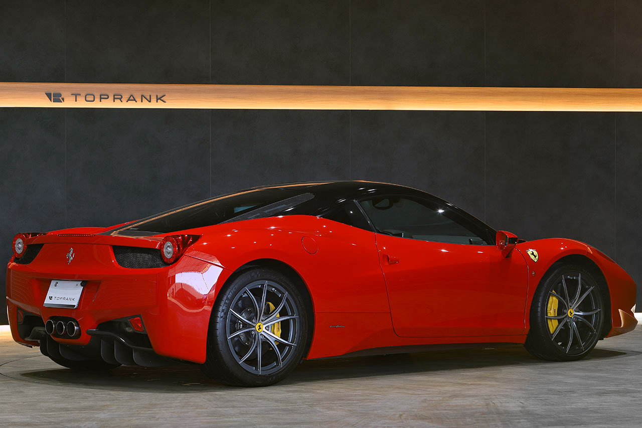 Weight Of Ferrari 458null
