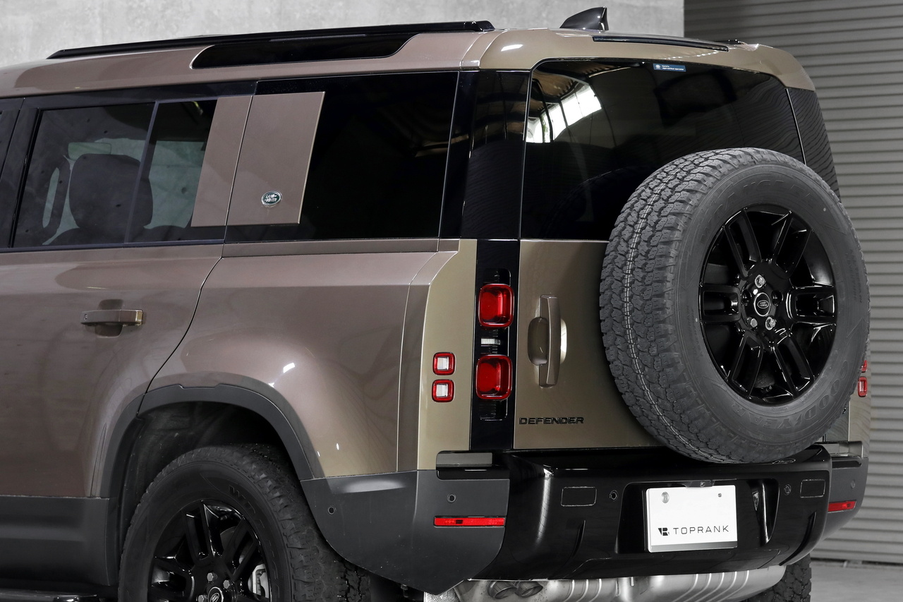 2023 Land Rover DEFENDER null
