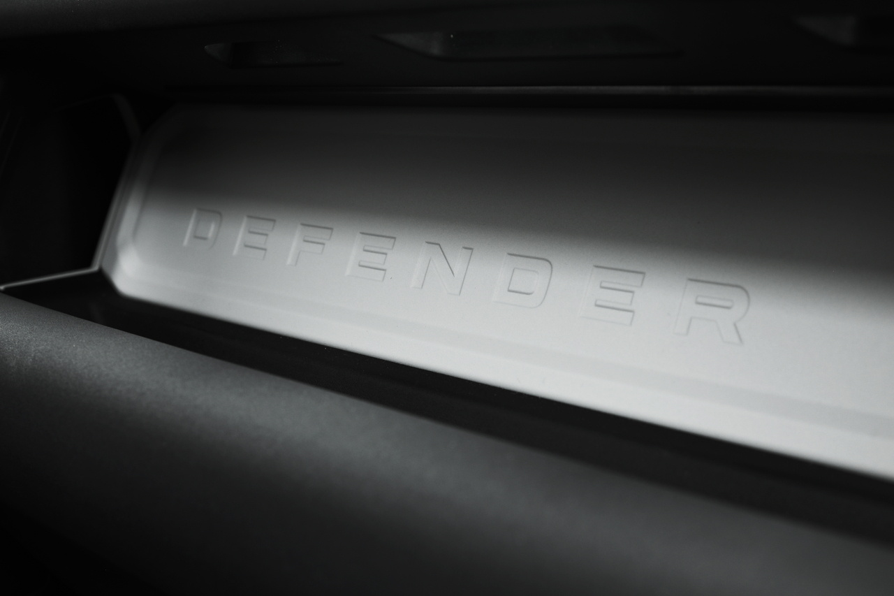2023 Land Rover DEFENDER null
