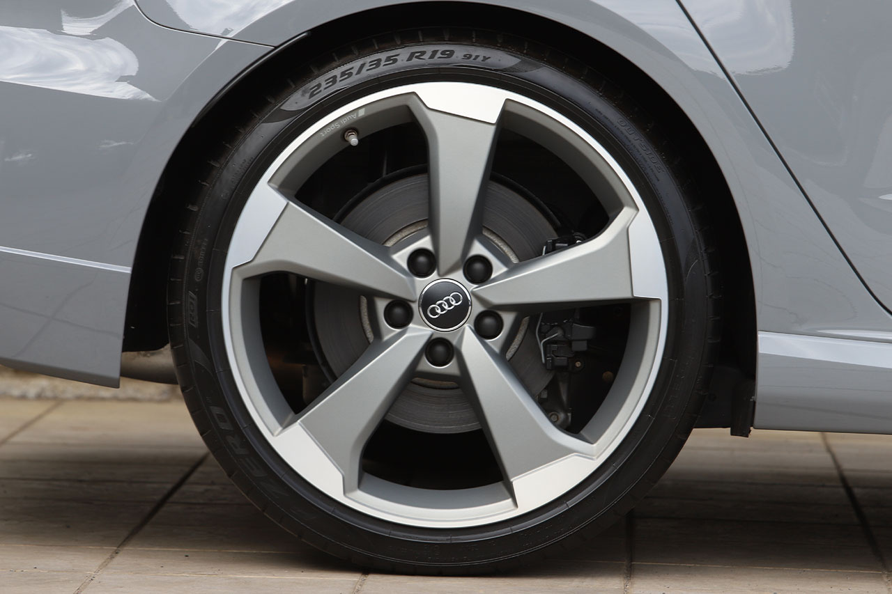 2020 Audi RS3 Sportsback 