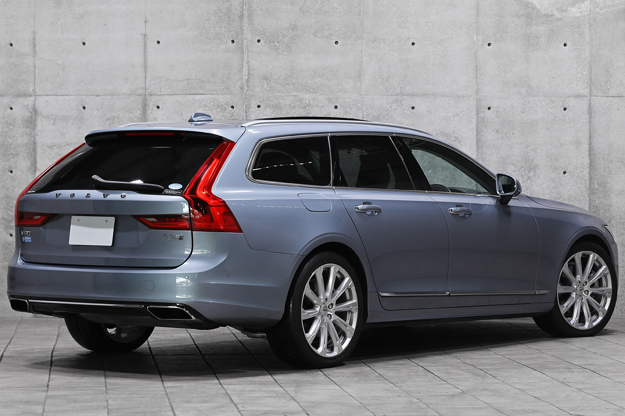 Volvo V90 T8null