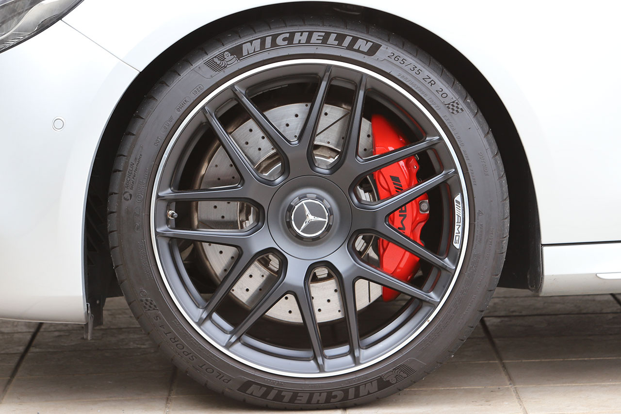 2017 Mercedes-AMG E CLASS null
