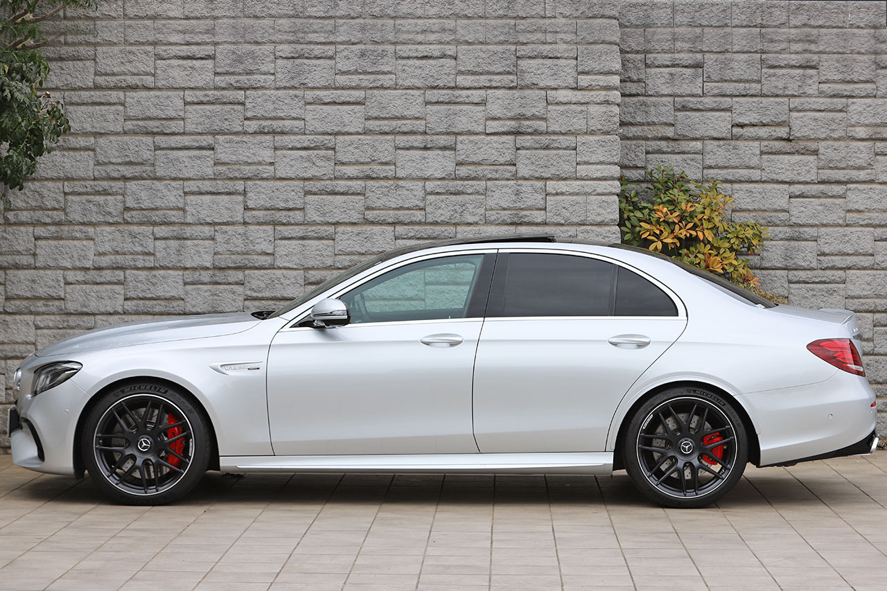 2017 Mercedes-AMG E CLASS null