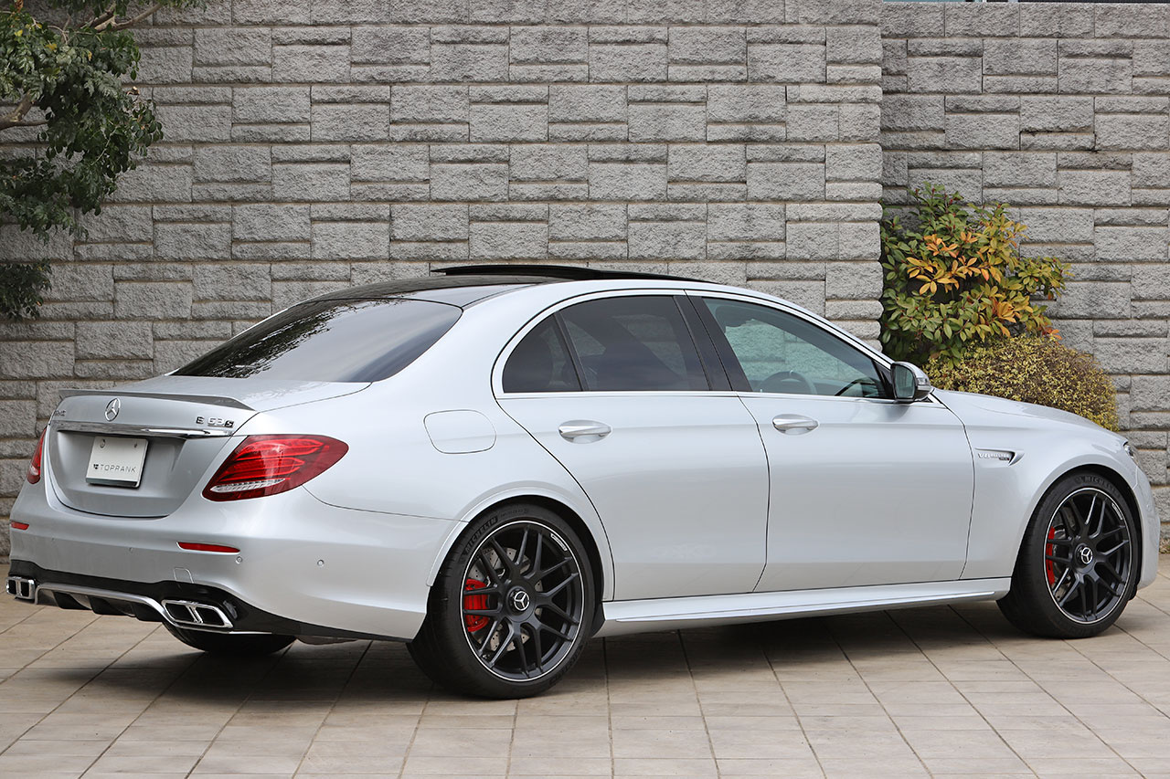 2017 Mercedes-AMG E CLASS null