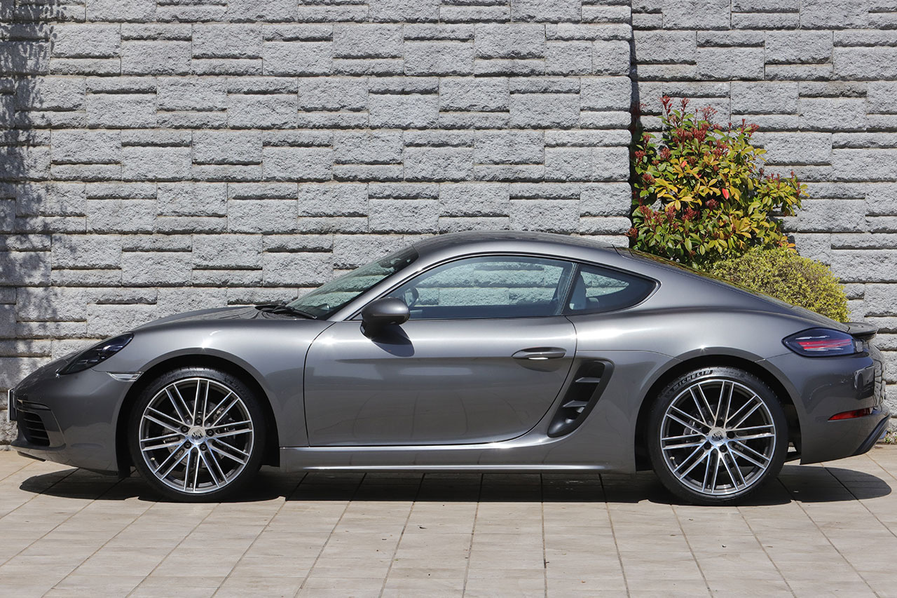 2018 Porsche 718 CAYMAN 