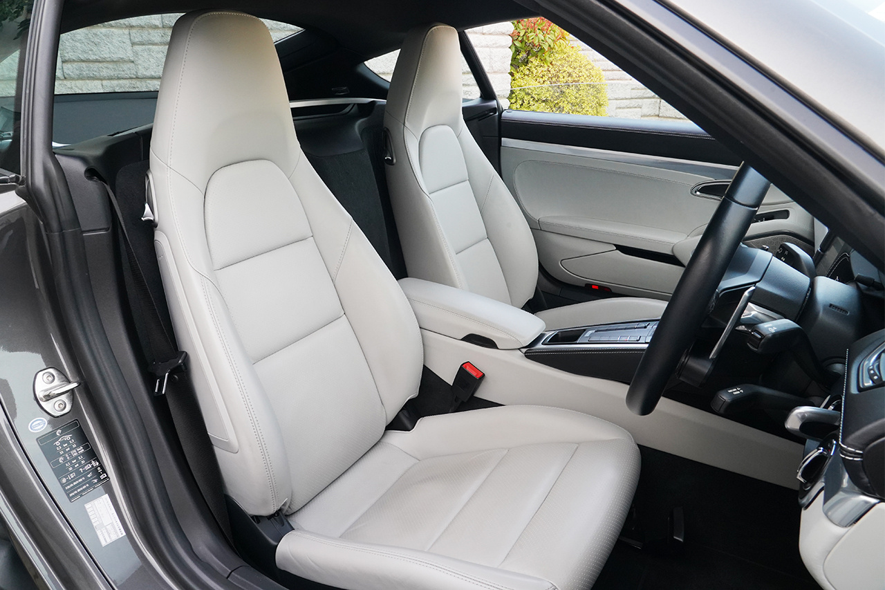 2018 Porsche 718 CAYMAN 