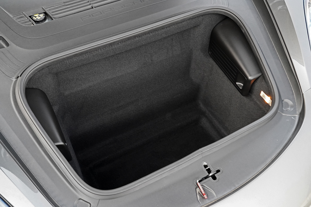 2018 Porsche 718 CAYMAN 