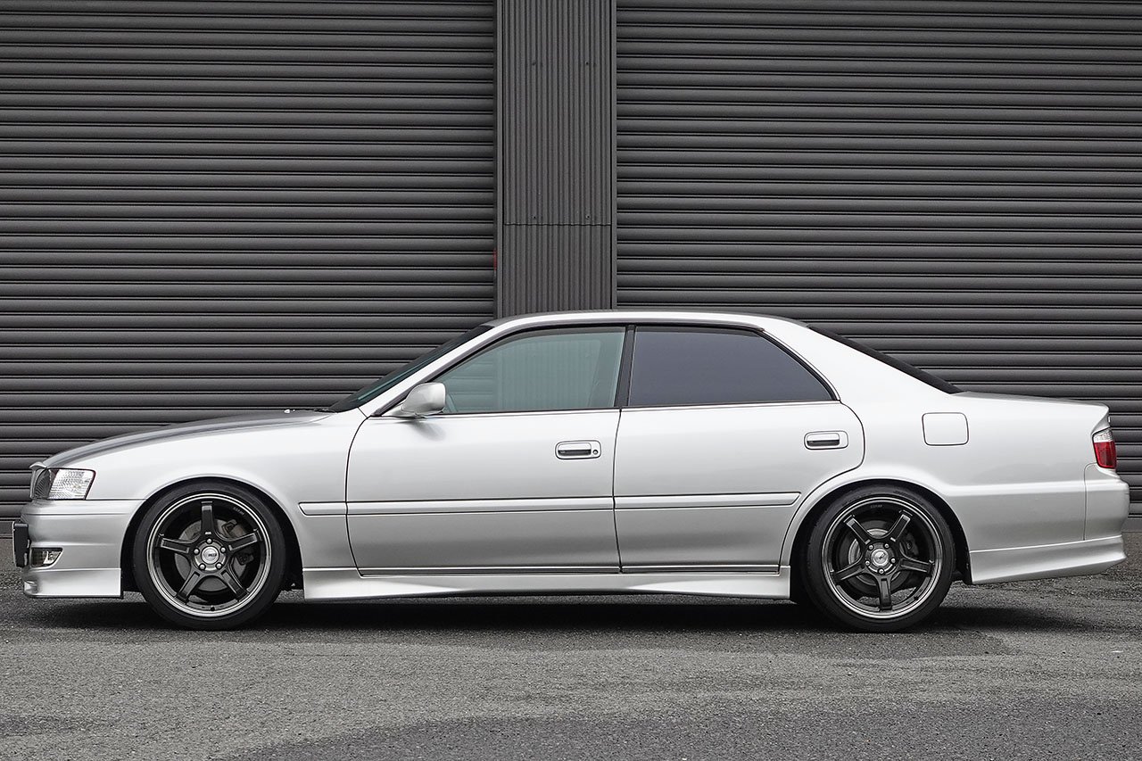 2001 Toyota CHASER JZX100 Chaser Tourer V, Fujitsubo Muffler, HKS Intercooler, Endless Height Adjustable Coilovers