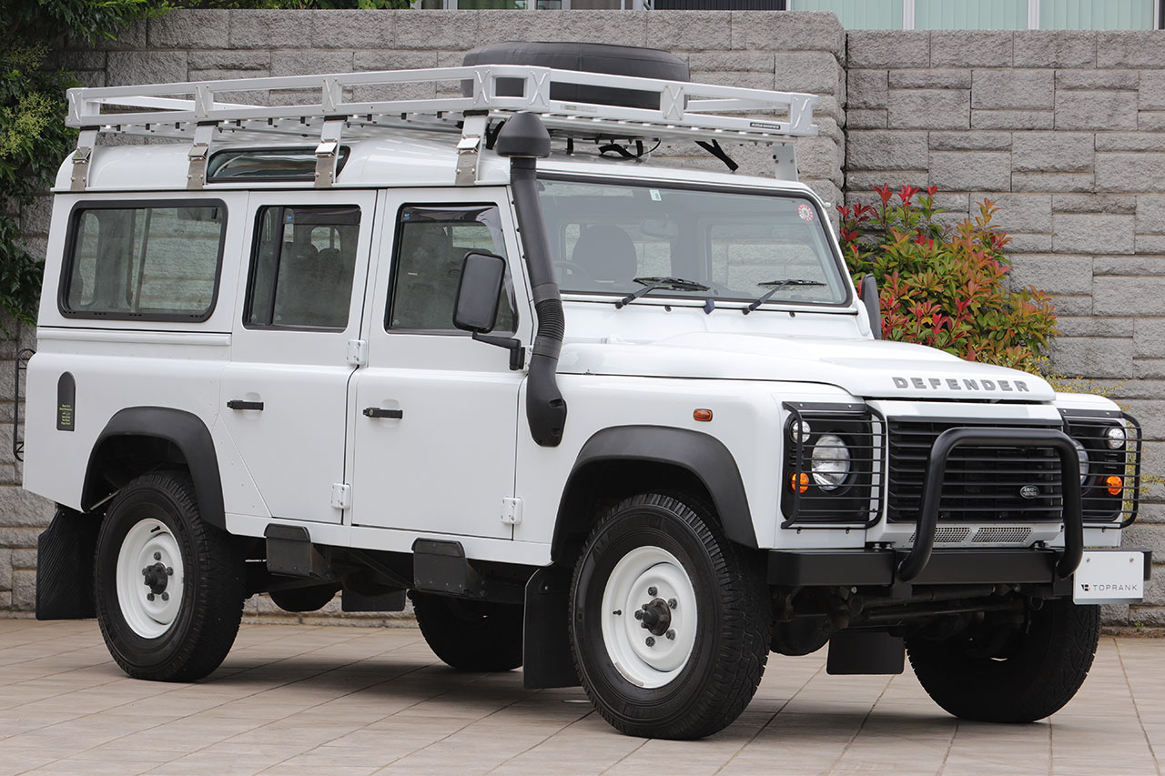 2016 Land Rover DEFENDER 