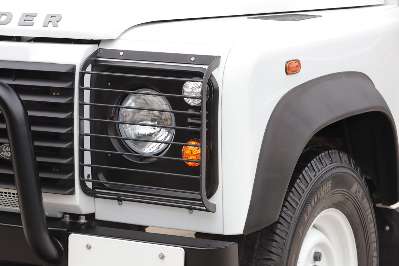 2016 Land Rover DEFENDER 