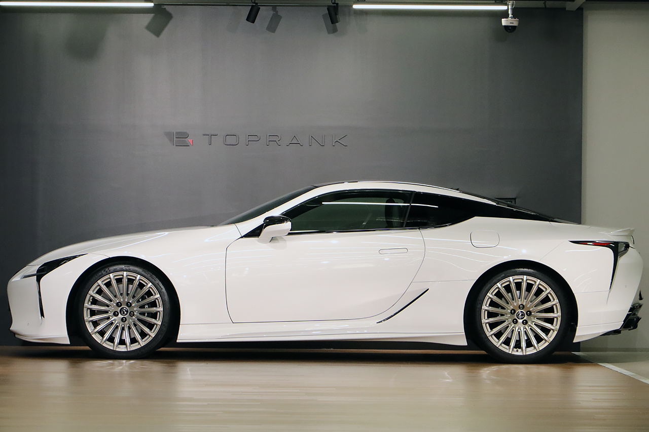 LEXUS LC500/LC500h カタログ 非売品 限定 入手困難 - メルカリ