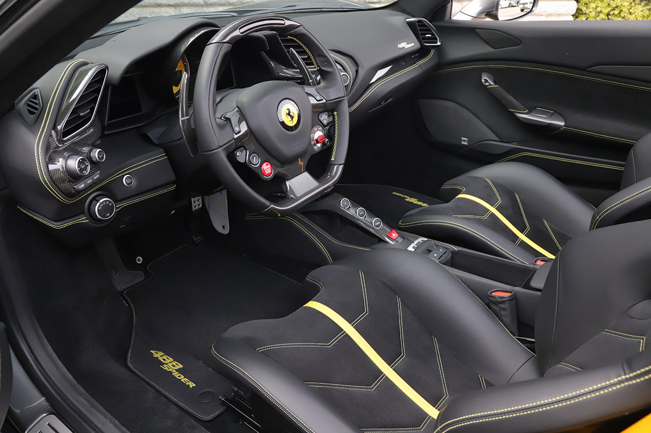 2018 Ferrari 488スパイダー null