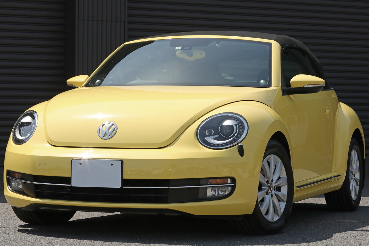 2013 Volkswagen THE BEETLE CABRIOLET null