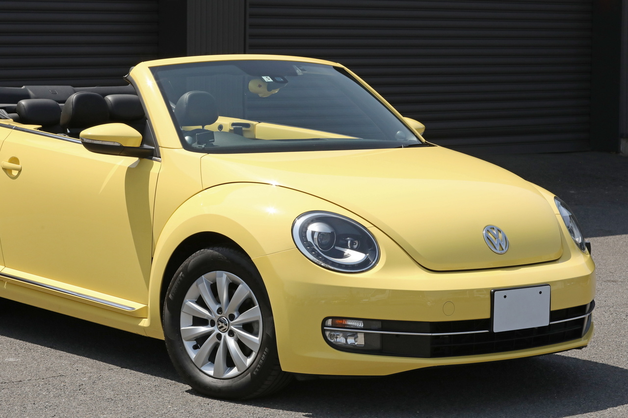 2013 Volkswagen THE BEETLE CABRIOLET null