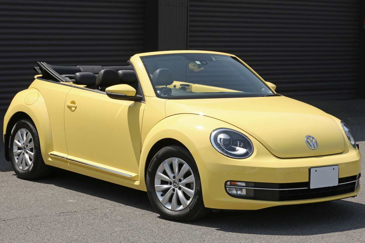 2013 Volkswagen THE BEETLE CABRIOLET null