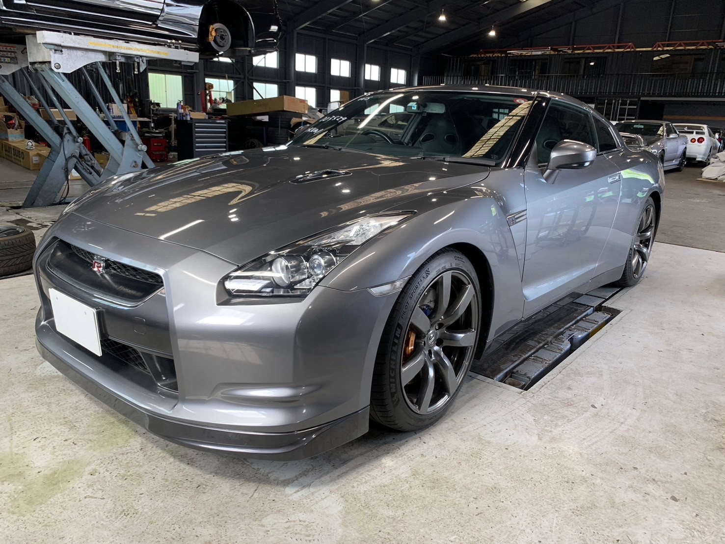 2008 Nissan GT-R FUTURE INVENTORY, R35 GT-R Premium Edition, KAD Gunmetal Grey